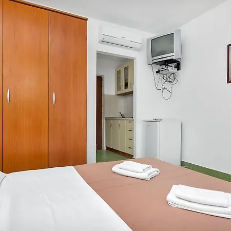 Apartment And Rooms Nikola Zastrazisce Exterior photo
