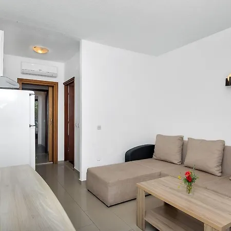 Apartment And Rooms Nikola Zastrazisce Exterior photo